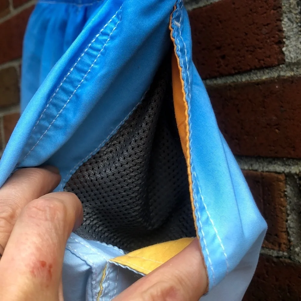 Old navy swim trunks with pockets